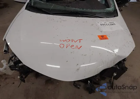 2017 Toyota Corolla Le z USA, uszkodzony, nr VIN 2T1BURHE0HC819867